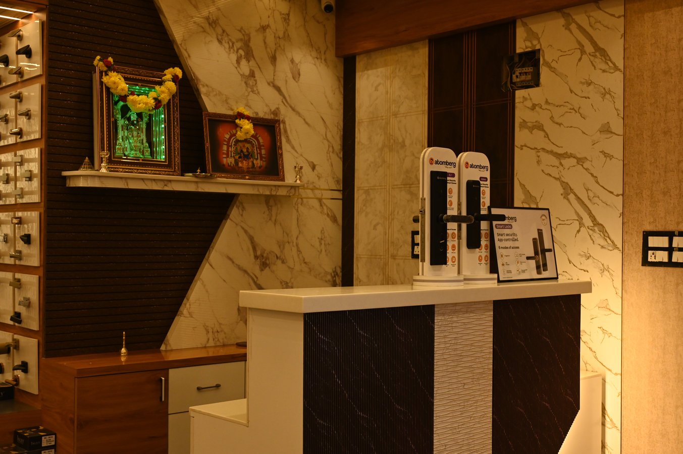 Luxury fittings display 3